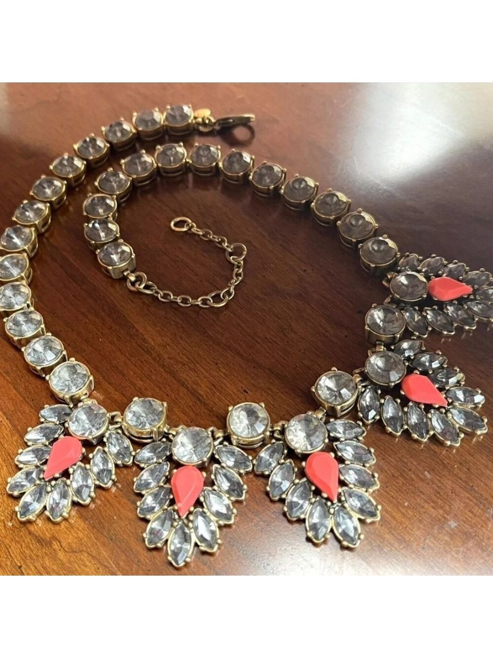 J CREW Aged Brass Gray Coral Chunky Art Deco Cluster Crystal Statement Necklace - Picture 6 of 9